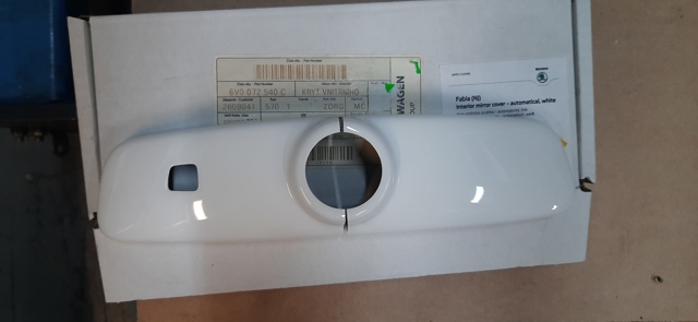 Накладка правого зеркала заднего вида 6V0857538 VAG