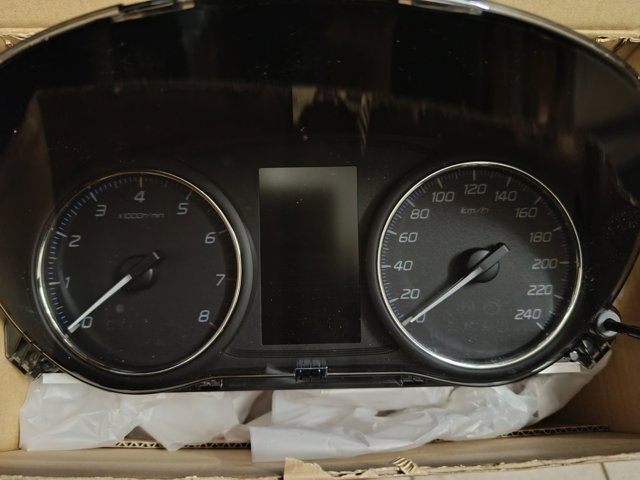 Щиток приборов 8100C832 MITSUBISHI