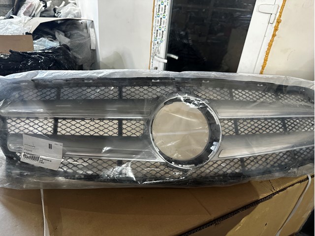 Решетка A1568801200 MERCEDES
