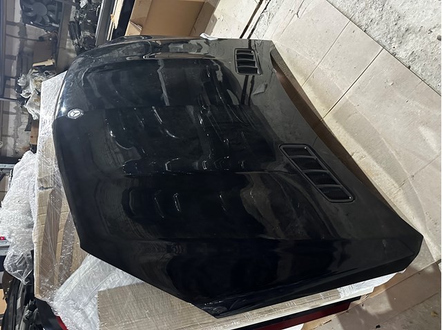 Капот A1668800557 MERCEDES