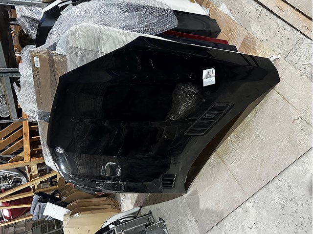 A1668800557 Капот купить Киев