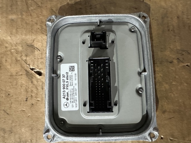 Блок управления освещением A2139000737 MERCEDES