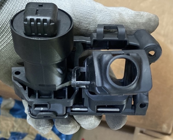 MERCEDES A2227500700 в наличии Кривой Рог
