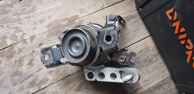 12305F0150 TOYOTA Правая подушка двигателя купить в Павлоград