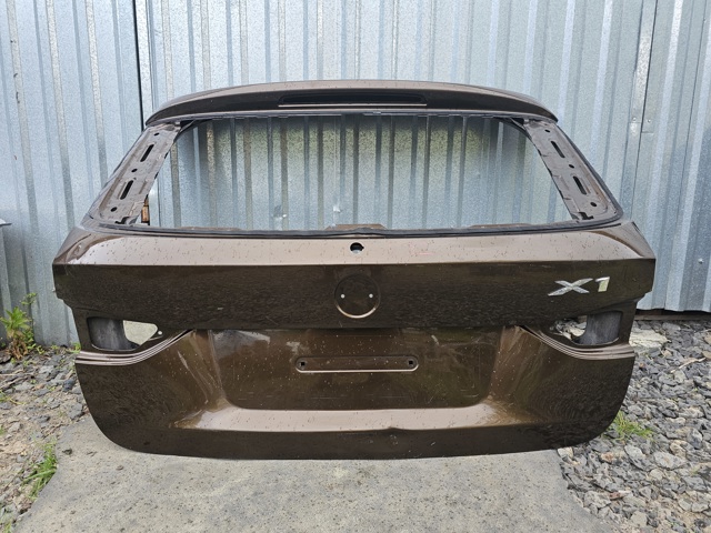 Задняя дверь 41002993152 BMW