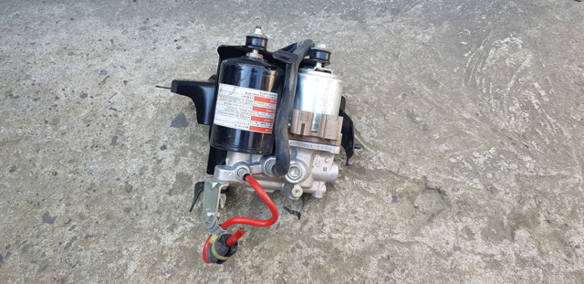 Насос АБС (ABS) главного тормозного цилиндра 4707012010 TOYOTA