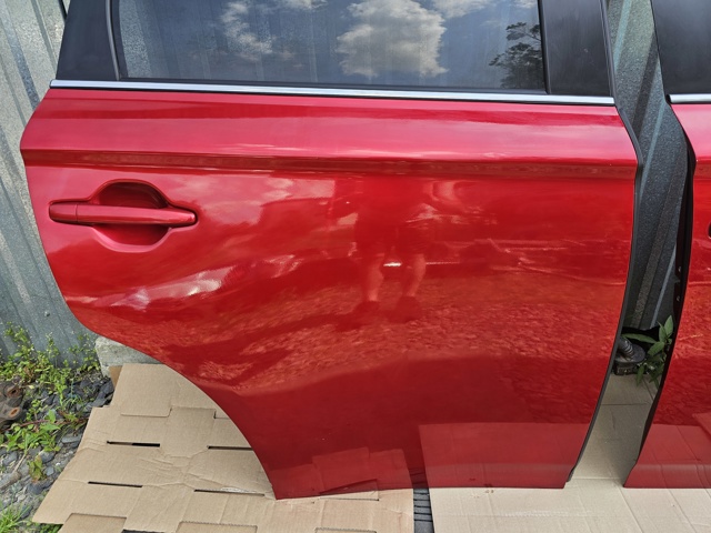 MITSUBISHI 5730B421 Дверь задняя левая в наличии Ровно