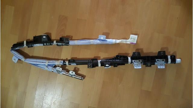 Шторка боковая правая 621700E090 TOYOTA