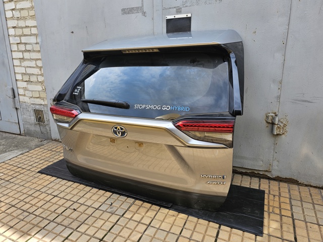Дверь 5 Toyota RAV4 V