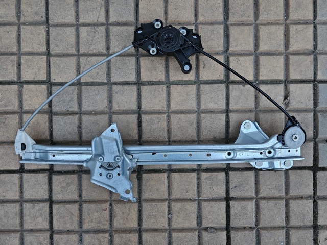 TOYOTA 6980242070 Стеклоподъемник передней левой двери в наличии Кривой Рог