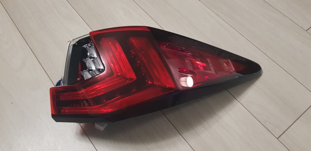 8155148370 TOYOTA Фонарь задний правый внешний купить в Запорожье