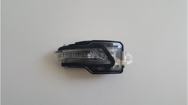 Правый указатель поворота 8173078010 TOYOTA