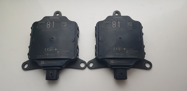 Датчик контроля мертвой зоны, задний 881620E081 TOYOTA