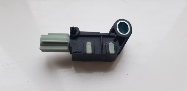 Датчик Айрбег передний 8917833050 TOYOTA