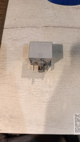 RENAULT 8200337665 в наличии Каменское