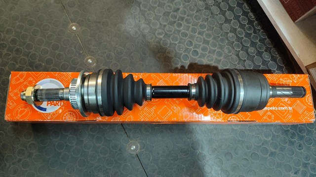 Полуось (привод) передняя HMP3M353B436AA HMPX