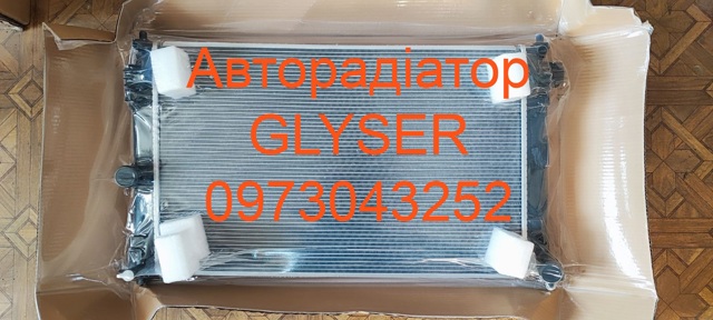 Радиатор системы охлаждения двигателя 372973 GLYSER