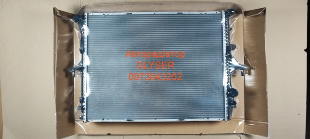 Радиатор водяной Порше Кайен