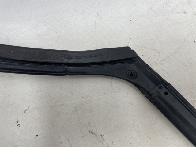 8R0839119F VAG купить в Каменское