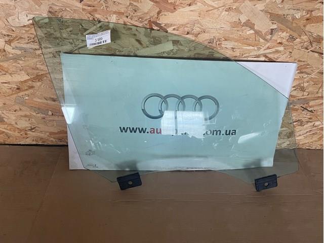 Стекло передней правой двери 8R0845022 VAG