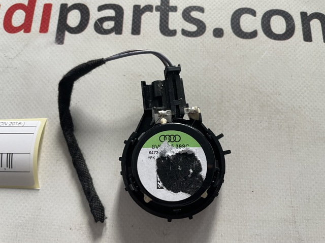 8V0035399C VAG купить в Днепр