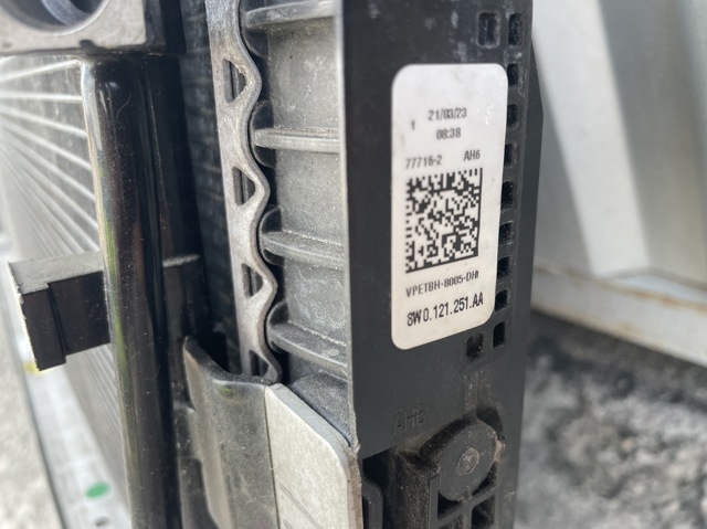 8W0121251AA VAG Радиатор купить в Одесса