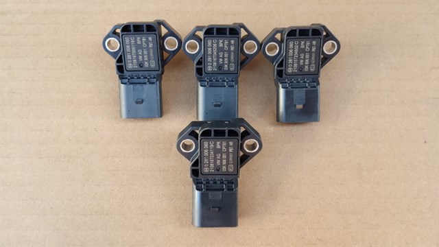 0281006060 BOSCH Датчик давления наддува купить в Житомир