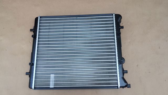 Радиатор системы охлаждения двигателя 040810N DASIS