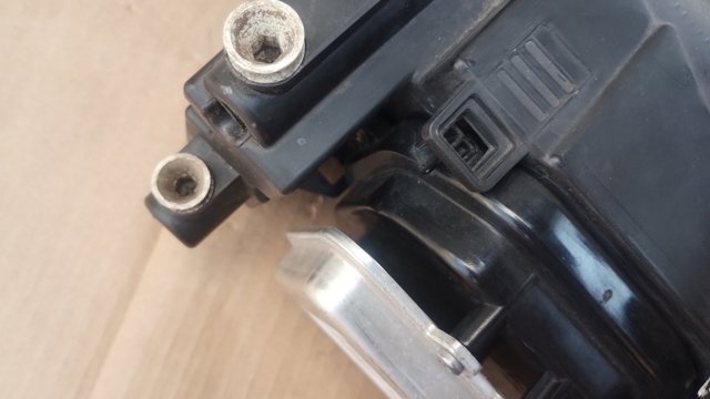 VAG 1Z1941016G Правая фара в наличии Житомир