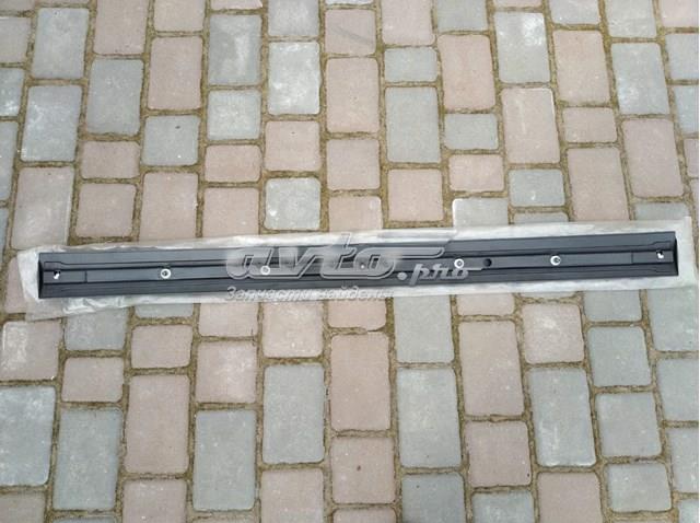 OPEL 24425938 Накладка крышки багажника в наличии Сумы