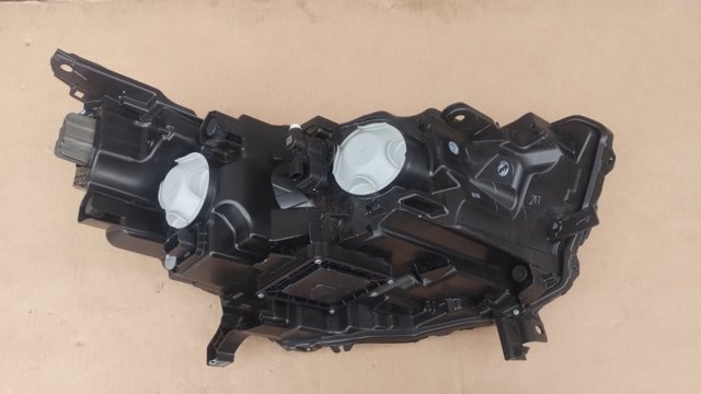 260608411R RENAULT Левая фара купить в Полтава