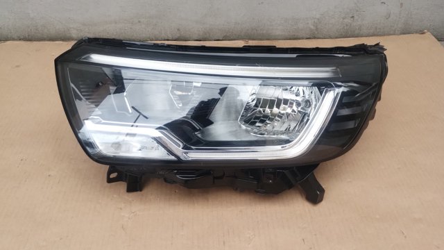 Фара 260608411R RENAULT