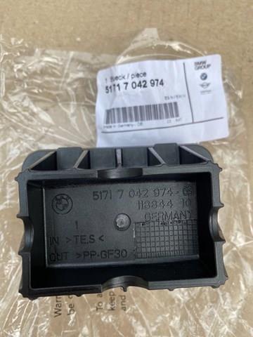 Подушка домкрата нижняя, поддомкратник 51717042974 BMW