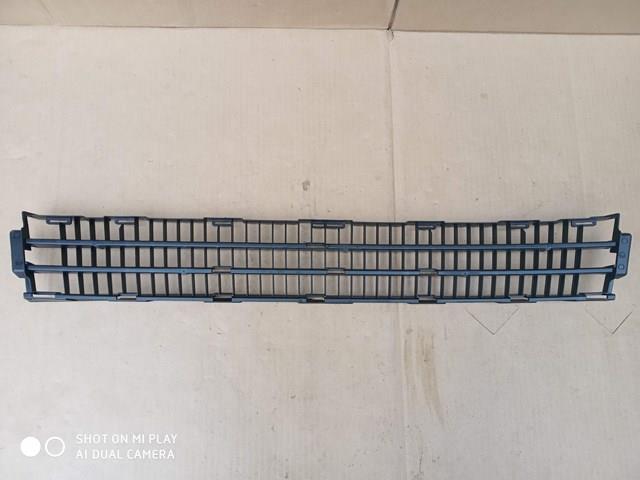 622560005R RENAULT Решетка бампера переднего внутренняя часть купить в Запорожье