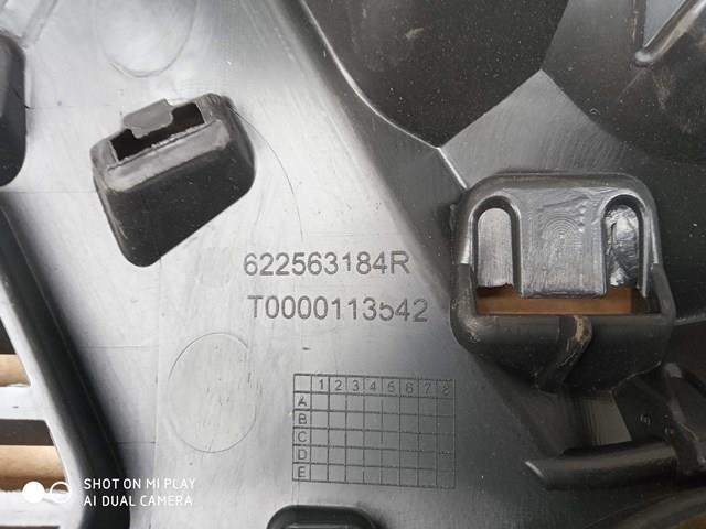 622563184R RENAULT Решетка радиатора купить в Житомир