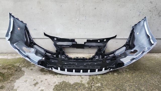 VAG 6J0807217HGRU Передний бампер в наличии Кривой Рог