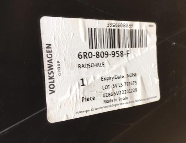 6R0809958F VAG Подкрылок передний правый купить в Николаев
