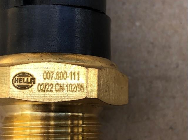 HELLA 6ZT007800111 Датчик включения вентилятора в наличии Киев