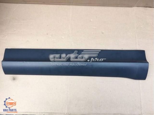Молдинг задней левой двери 8R0853969BGRU VAG