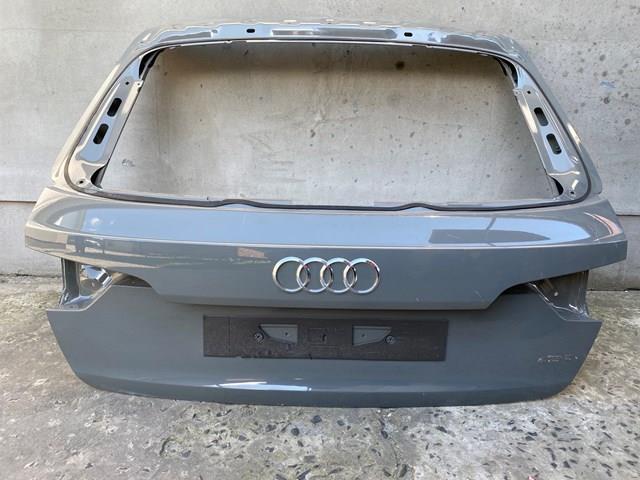 Задняя дверь 8W9827025 VAG