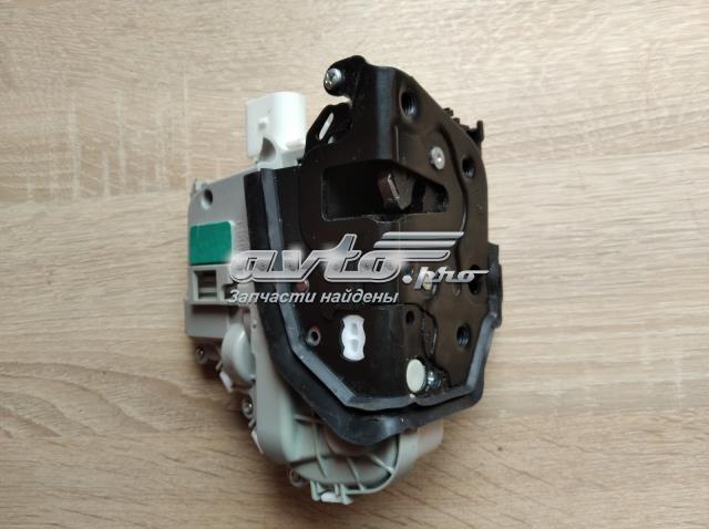 VAG 8X1837015C Замок водительской двери в наличии Днепр
