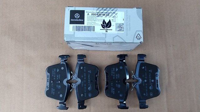 Колодки тормозные дисковые комплект A0004209403 MERCEDES