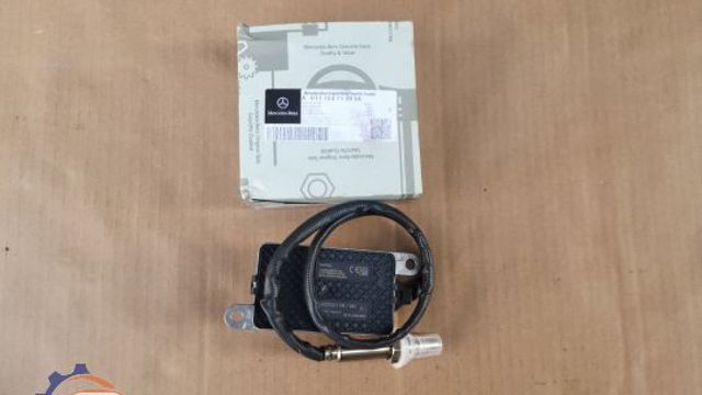 Датчик оксидов азота NOX A011153712864 MERCEDES