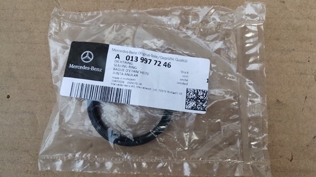 Сальник раздатки, передний, выходной A0139977246 MERCEDES