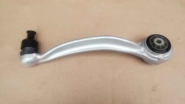 Рычаг передней подвески нижний левый A2053301305 MERCEDES