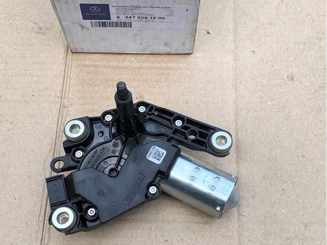 Стеклоочиститель двери задка A4479061900 MERCEDES