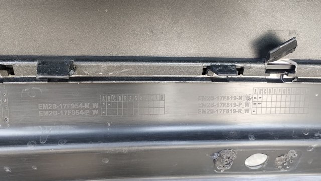 EM2B17F001 FORD Задний бампер купить в Ровно