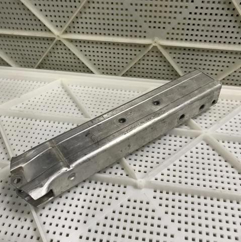 Кронштейн усилителя переднего бампера 51117374789 BMW