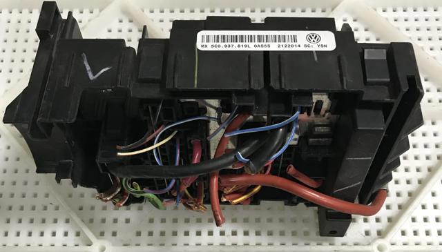 Панель предохранителей 5C0937819L VAG