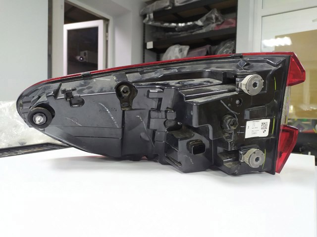 Фонарь задний правый, внешний 63215A164B4 BMW
